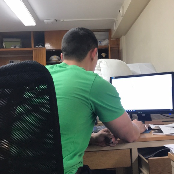 Meet your Posher, Jeremy - Picture 1 of 1